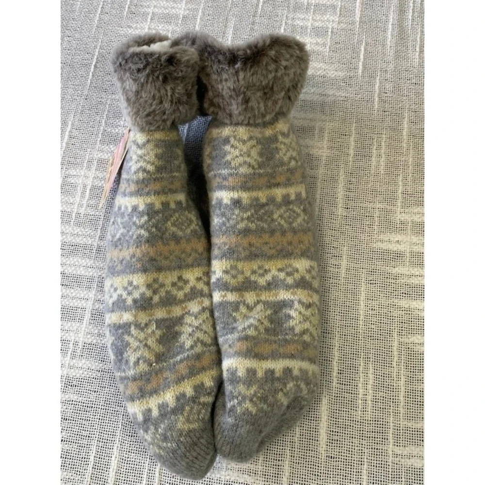 Muk Luks Cabin Socks Womens Fleece Lined‎ Cozy Slipper Socks Gray NWT